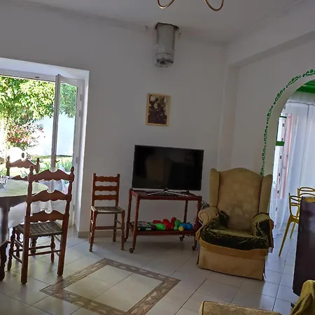 Epavli Sofia' S Two In Horto, 30m From The Sea