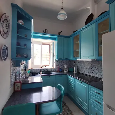 Epavli Sofia' S Two In Horto, 30m From The Sea شقة