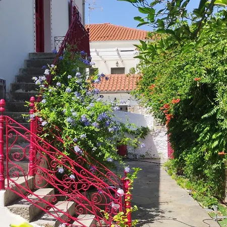 Epavli Sofia' S Two In Horto, 30m From The Sea 아파트 *