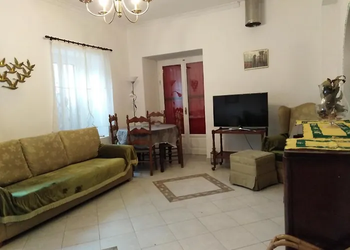 Epavli Sofia' S Two In Horto, 30m From The Sea 아파트