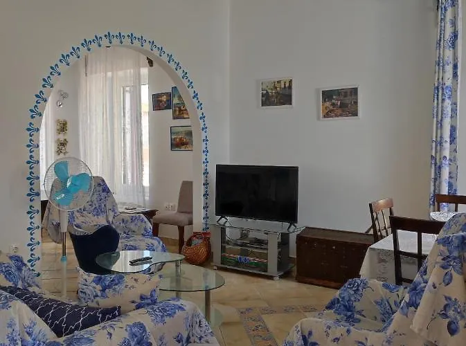 Epavli Sofia' S Two In Horto, 30m From The Sea 아파트 호르토