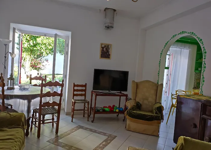 Epavli Sofia' S Two In Horto, 30m From The Sea