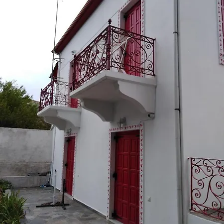 Epavli Sofia' S Two In Horto, 30m From The Sea