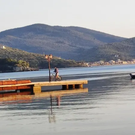 Epavli Sofia' S Two In Horto, 30m From The Sea * Khórto