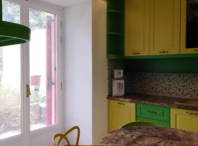 Epavli Sofia' S Two In Horto, 30m From The Sea *